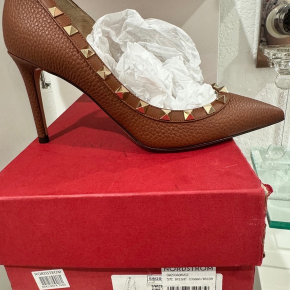 Valentino garavani heels - Picture 1 of 6